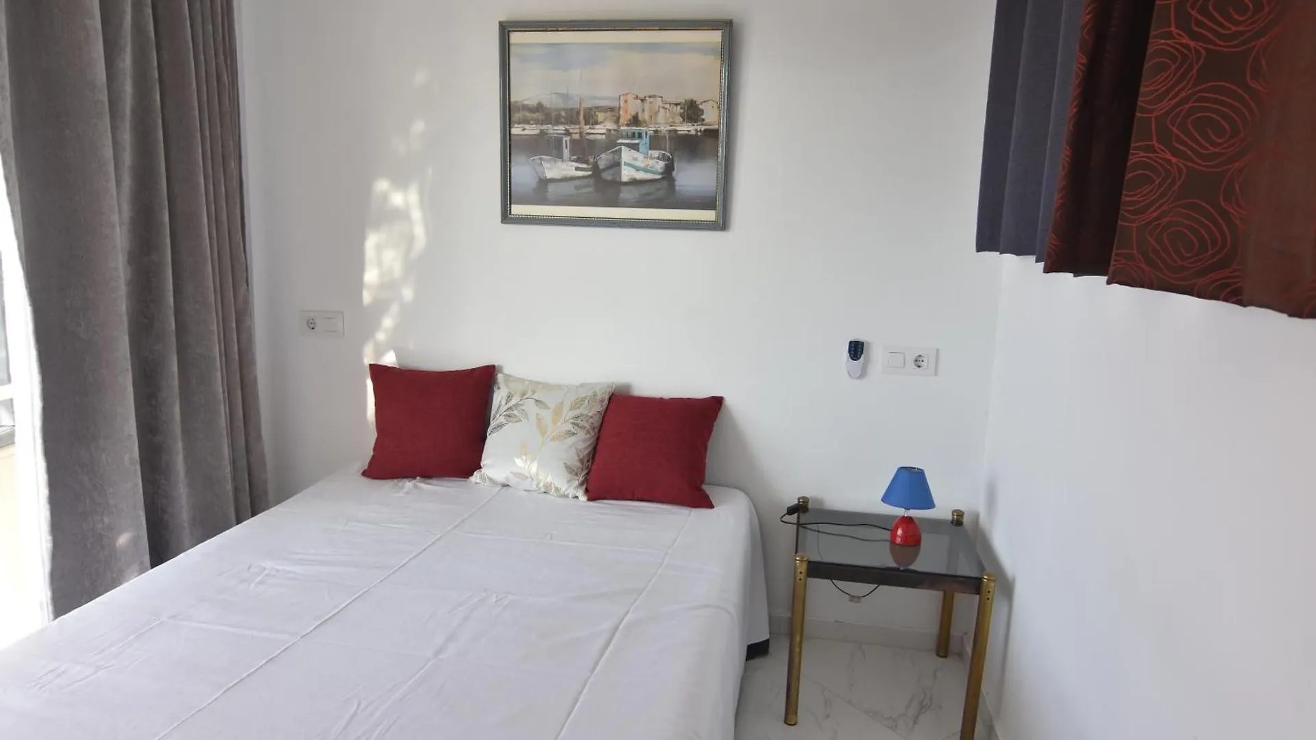 Rnet - 600 Tramuntana 01-17 Apartment Roses
